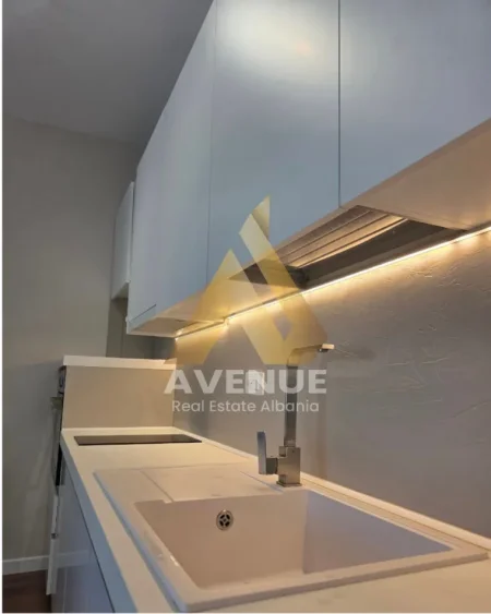 APARTAMENT 1+1 ME QERA  RRUGA 5 MAJI – REZIDENCA TIRANA UPTOWN, TIRANE