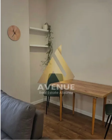 APARTAMENT 1+1 ME QERA  RRUGA 5 MAJI – REZIDENCA TIRANA UPTOWN, TIRANE