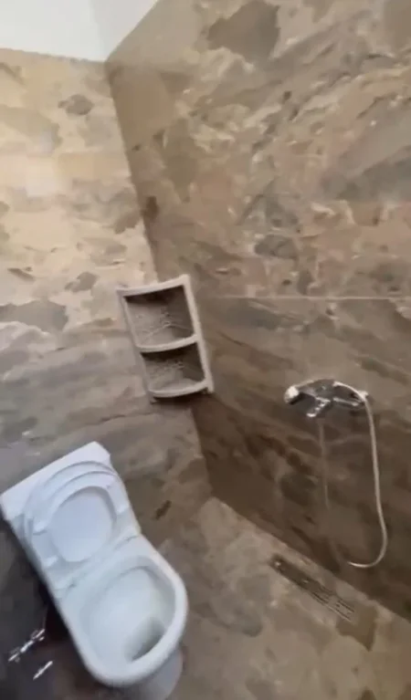 Tirane, jepet me qera apartament 1+1 Kati 2, 50 m² 300 € (Don Bosko)