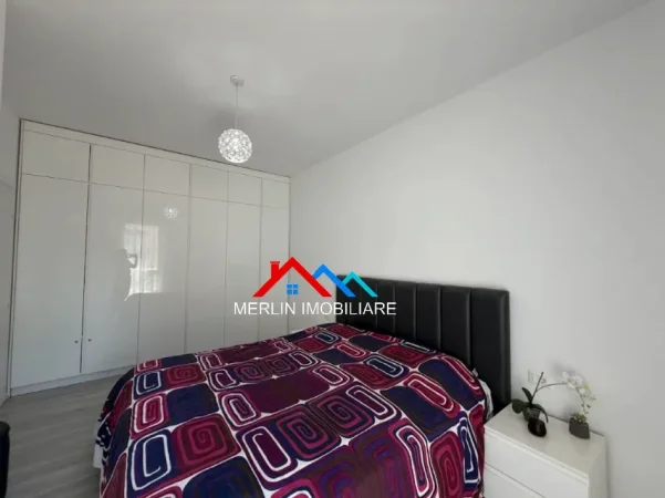 Tirane, jepet me qera apartament 1+1+Ballkon Kati 2, 65 m² 850 € (RRUGA E DIBRES)