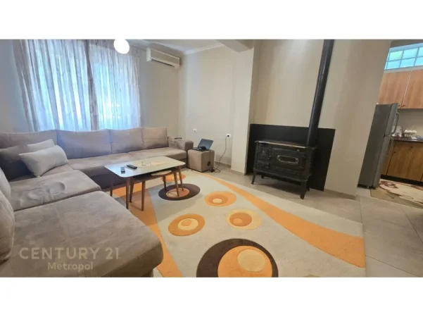 Tirane, shitet apartament 2+1 Kati 1, 120 m² 120.000 € (allias)
