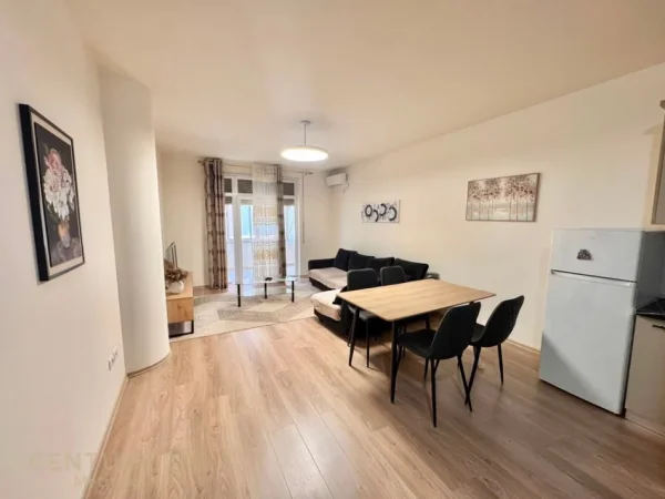 Tirane, jepet me qera apartament 1+1 Kati 2, 75 m² 650 € (Kopshti Zoologjik Metropol143849)