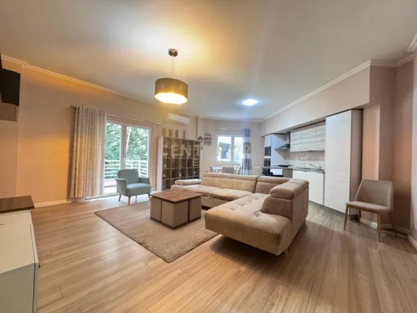 Tirane, shitet apartament 2+1 Kati 2, 118 m² 240.000 € (Liqeni i Thate expert143833)