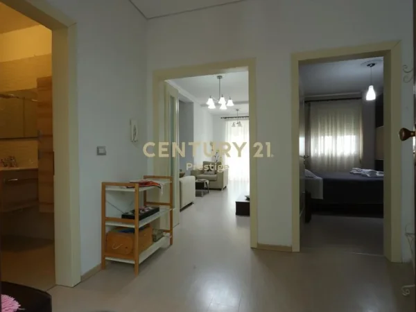 Tirane, shitet apartament 2+1 Kati 5, 119 m² 210.000 € (Tregu Elektrik)