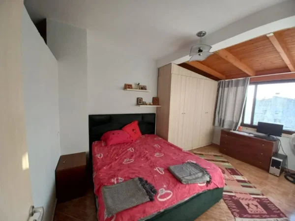 Tirane, jepet me qera apartament 2+1 Kati 5, 97 m² 600 € (Laprake Premier143837)