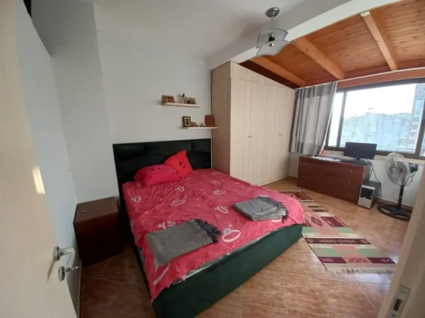 Tirane, jepet me qera apartament 2+1 Kati 5, 97 m² 600 € (Laprake Premier143837)