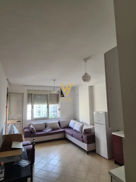 Tirane, jepet me qera apartament 1+1+Ballkon Kati 6, 55 m² 470 € (ASTIR)