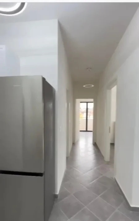 Tirane, jepet me qera apartament 2+1 Kati 1, 94 m² 800 € (Don Bosko)