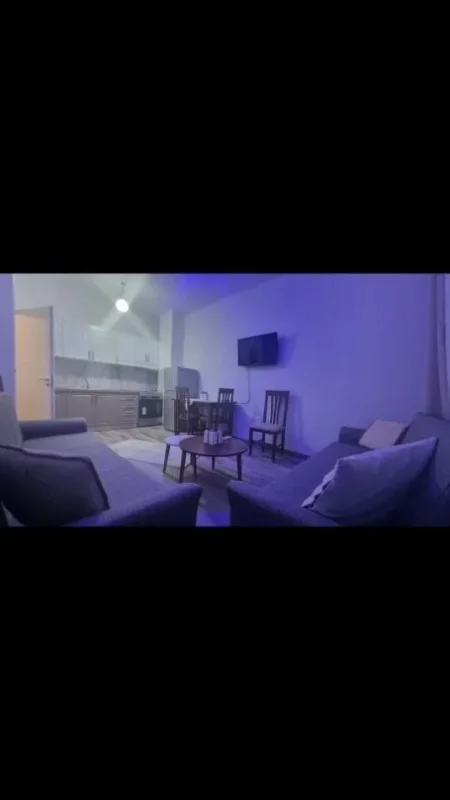 Tirane, jepet me qera apartament 1+1 Kati 4, 70 m² 500 € (Fusha Aviacionit)