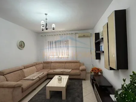 Tirane, shitet apartament 3+1 Kati 2, 112 m² 195.000 € 