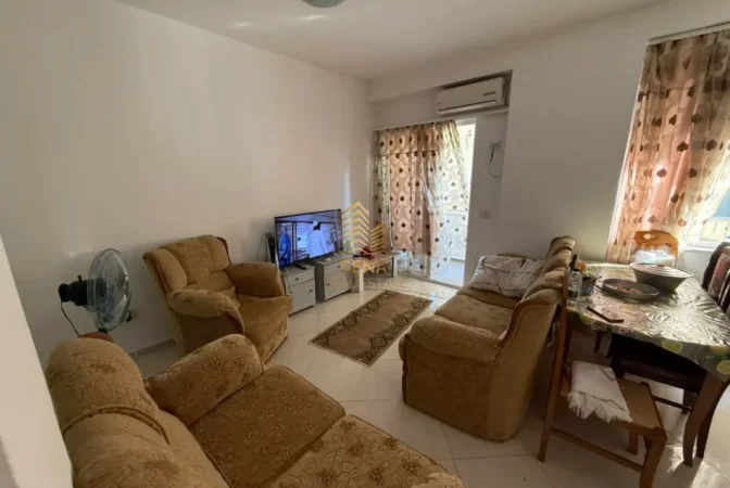 Tirane, shitet apartament 1+1+Ballkon Kati 2, 57 m² 115.000 € (Porcelan)