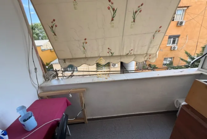 Tirane, shitet apartament 1+1+Ballkon Kati 2, 57 m² 115.000 € (Porcelan)