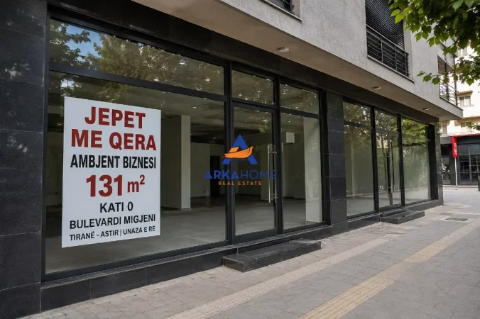 Tirane, jepet me qera ambjent biznesi Kati 0, 131 m² 3.000 € 