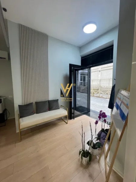 Tirane, jepet me qera ambjent biznesi Kati 0, 50 m² 520 € (BULEVARDI ZOGU I PARE)