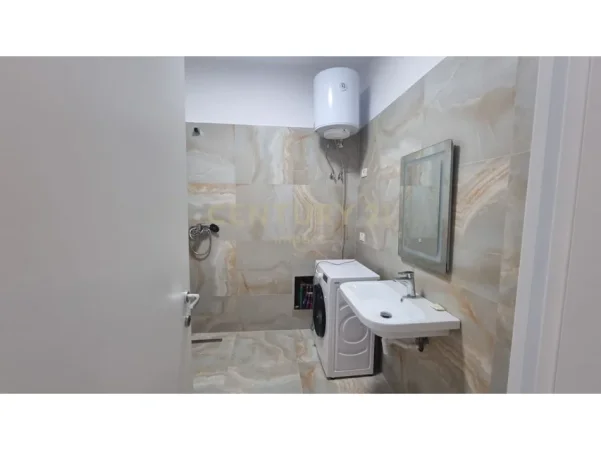 Tirane, jepet me qera apartament 1+1 Kati 6, 75 m² 510 € 