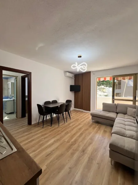 Durres, shitet apartament 1+1+Ballkon Kati 4, 75 m² 98.000 € 