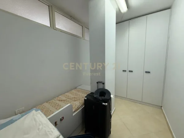 Tirane, jepet me qera apartament 2+1 Kati 7, 77 m² 550 € (5 maji)