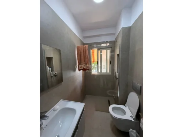 Tirane, jepet me qera apartament 2+1 Kati 7, 77 m² 550 € (5 maji)