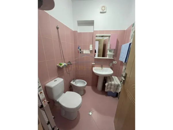 Tirane, shitet apartament 2+1 Kati 7, 109 m² 239.000 € (ZOGU I ZI)