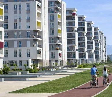 Tirane, shitet apartament 1+1+Ballkon Kati 3, 68 m² 88.000 € (Univers City)