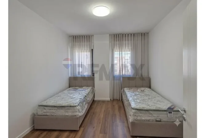 Tirane, jepet me qera apartament 1+1 Kati 3, 65 m² Komuna e Parisit (Ibrahim Dervishi)