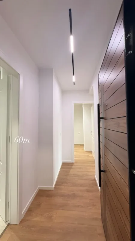 Tirane, shitet apartament 1+1 Kati 4, 60 m² 155.000 € (Rruga Muhamet Gjollesha)