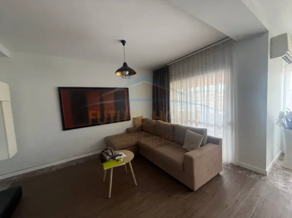 Tirane, shitet apartament 2+1 Kati 9, 132 m² 520.000 € (BLLOKU)