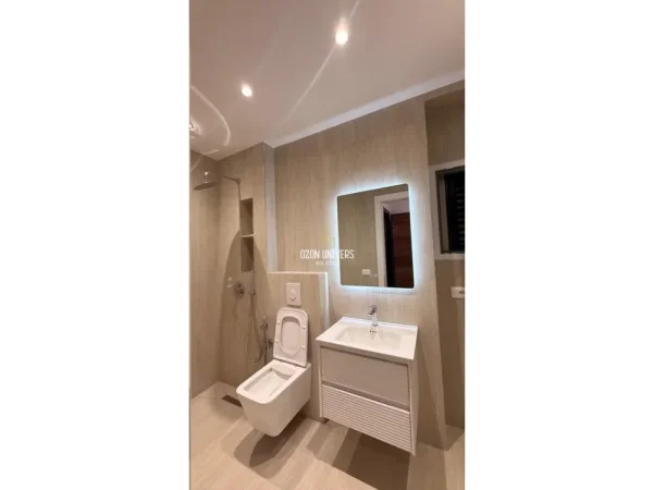 Tirane, shes apartament 1+1 Kati 4, 60 m² 155.000 € (Rruga Muhamet Gjollesha, 21-Dhjetori)