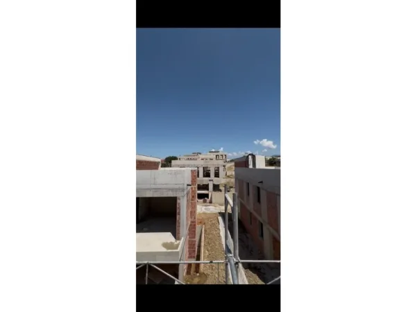 Tirane, shitet Vile 2 Katshe Kati 2, 425 m² 484000€ (Mjull- Bathore)