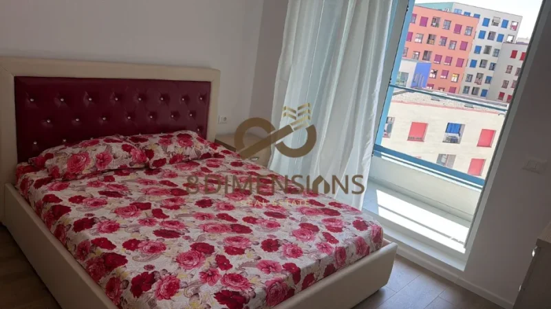 Tirane, jepet me qera apartament 2+1+Ballkon Kati 7, 95 m² 500 € (ali demi)