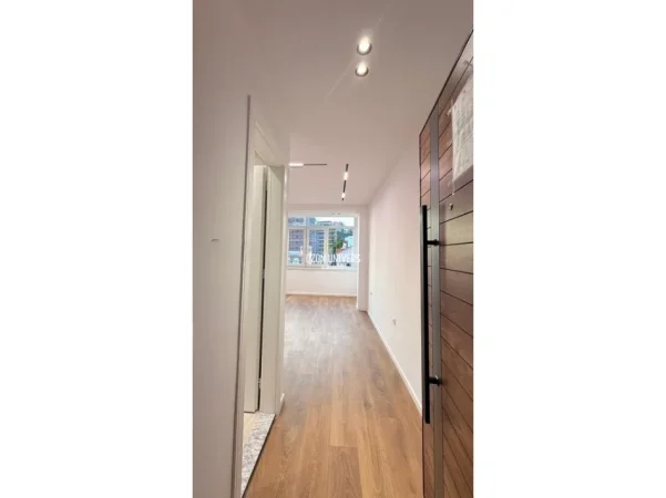 Tirane, shitet apartament Studio Kati 4, 30 m² 115.000 € 