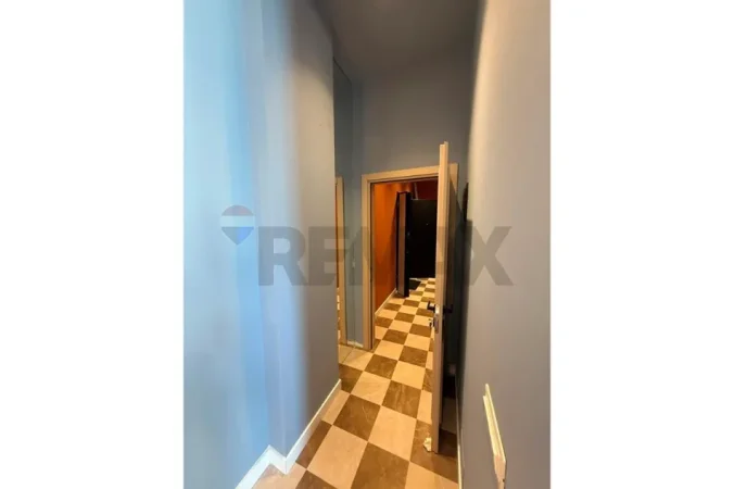 Tirane, jepet me qera apartament 1+1 Kati 10, 65 m² 700 € (9 Katëshet, Tiranë)