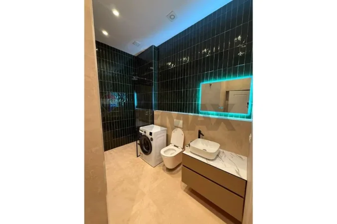 Tirane, jepet me qera apartament 1+1 Kati 10, 65 m² 700 € (9 Katëshet, Tiranë)