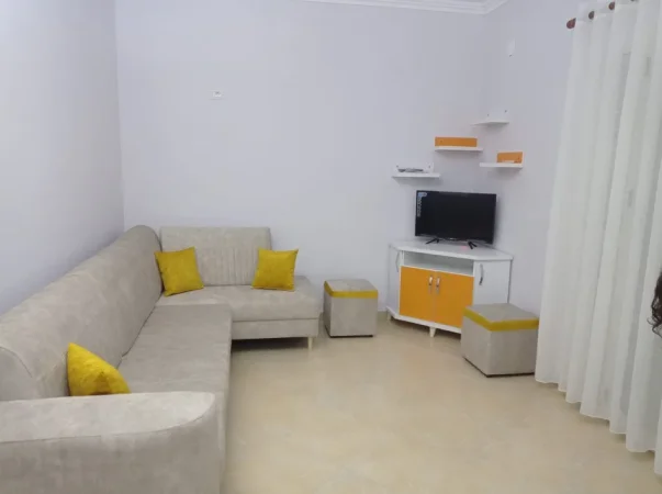 Tirane, jepet me qera apartament 2+1+Ballkon Kati 2, 80 m² 520 € (Porcelan/Rr.Kokonozeve)