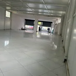 Elbasan, jepet me qera ambjent biznesi Kati 1, 600 m² 350.000 € (cerrik belsh)