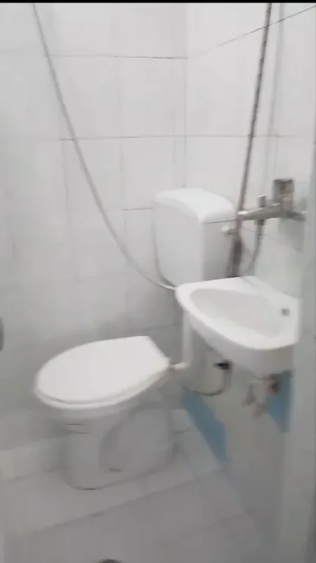 Tirane, jepet me qera apartament 2+1 Kati 5, 65 m² 400 € (Shkozë)