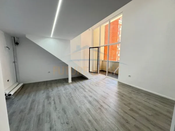 Tirane, jepet me qera garsonier Kati 2, 45 m² 450 € (MINE PEZA)