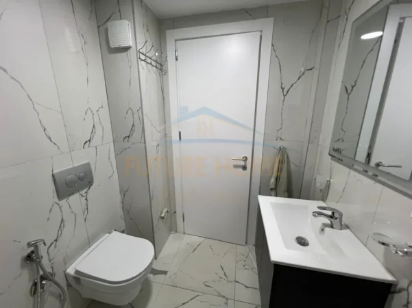Tirane, jepet me qera garsonier Kati 2, 45 m² 450 € (MINE PEZA)