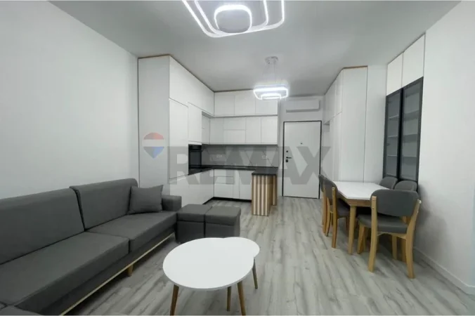 Tirane, jepet me qera apartament 2+1+Ballkon Kati 6, 110 m² 850 € (Rruga Don Bosko)