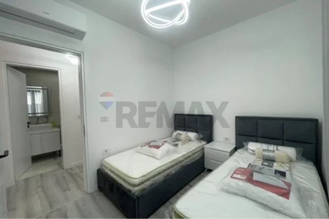 Tirane, jepet me qera apartament 2+1+Ballkon Kati 6, 110 m² 850 € (Rruga Don Bosko)