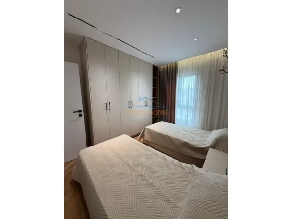 shitet apartament Kati 7, 101 m² 240.000 € (Bulevardi Bajram Curri(perballe Deliorgjit))