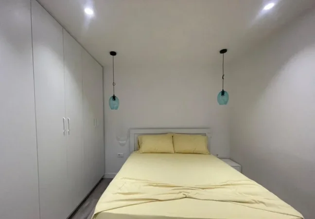 Tirane, jepet me qera apartament 1+1 Kati 4, 55 m² 550 € (Harry Fultz)
