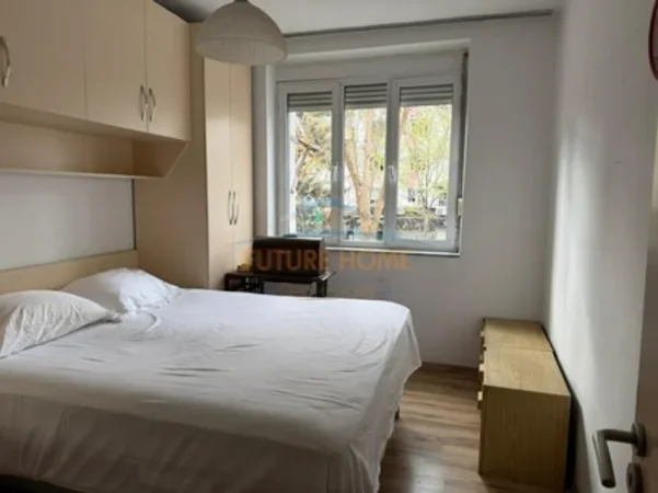 Tirane, jepet me qera apartament 2+1 , 63 m² 590 € (21 Dhjetori)