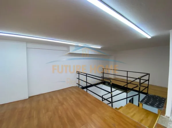 Tirane, jepet me qera ambjent biznesi Kati 0, 134 m² 1.600 € (Myslym Shyr)