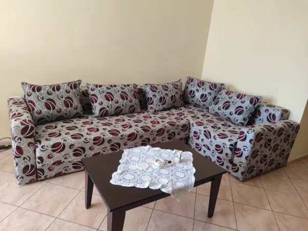 Sarande, jepet me qera apartament 1+1 Kati 3, 75 m² 60 € (Sarande)