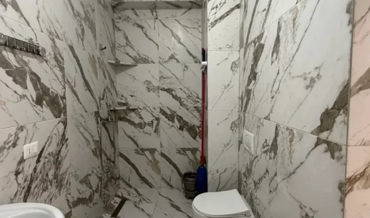 Tirane, jepet me qera apartament 1+1 Kati 3, 550 € 