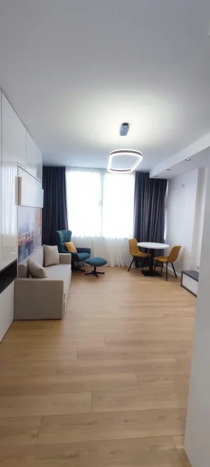 Tirane, jepet me qera Garsoniere, Kati 4, 35 m² 450 € (Komuna e Parisit)