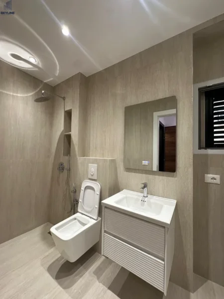Tirane, shitet apartament 1+1 Kati 4, 60 m² 155.000 € (21 Dhjetor)