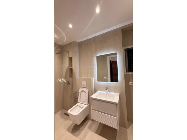 Tirane, shitet apartament 1+1 Kati 4, 60 m² 155.000 € (21 DHJETORI)