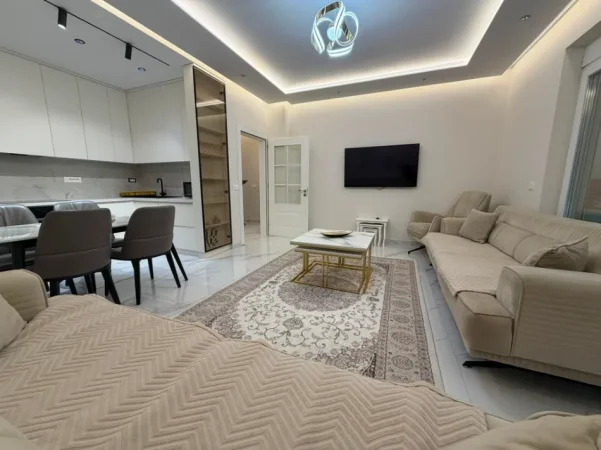 Tirane, jepet me qera apartament 2+1+Ballkon Kati 2, 103 m² 850 € (Pallati me Shigjeta)
